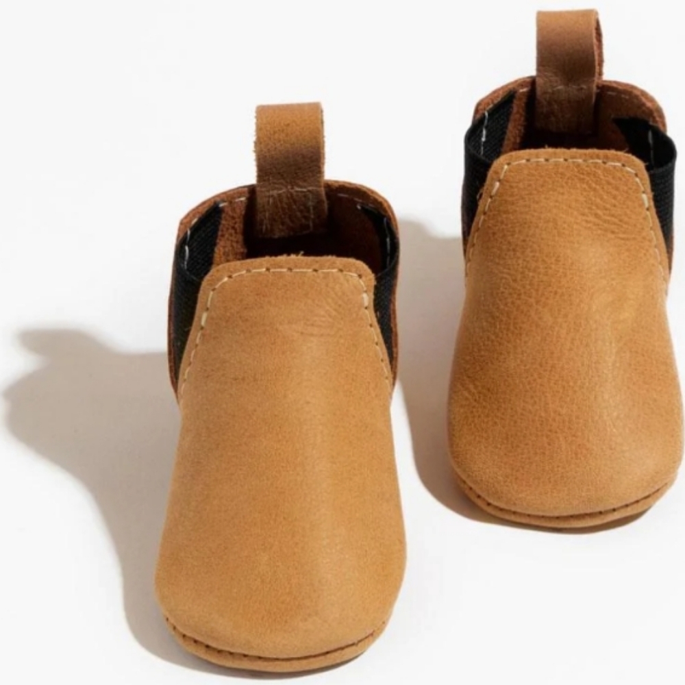 NWT Freshly Picked Chelsea Boot Mini Sole